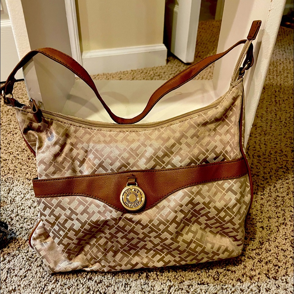Tommy Hilfiger purse